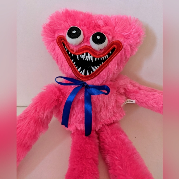 Huggy Wuggy Poppy Playtime Kissy Missy Pink Collectible Plush Toy - Picture 1 of 12